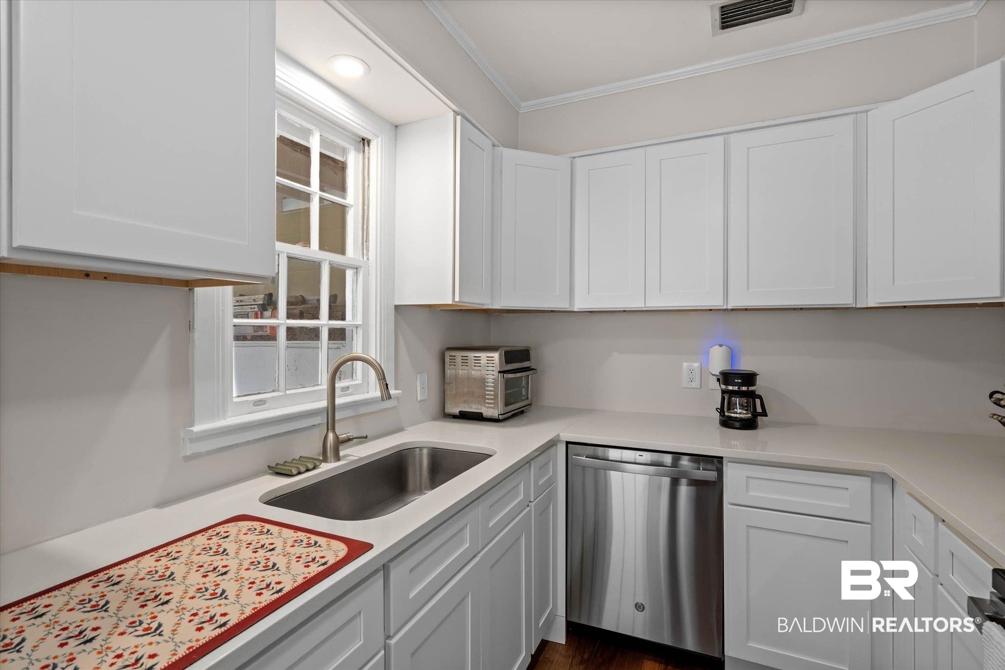 122 Florence Place Mobile, AL 36607 - Photo 7 of 22 Gallery Image 7