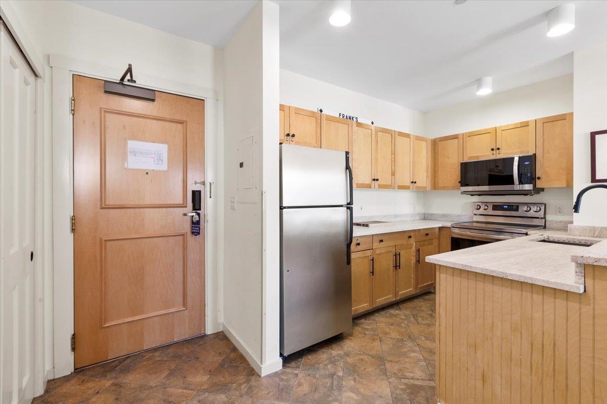 761 Stratton Mountain Road, Unit 240 Stratton, VT 05155 - Photo 5 of 16