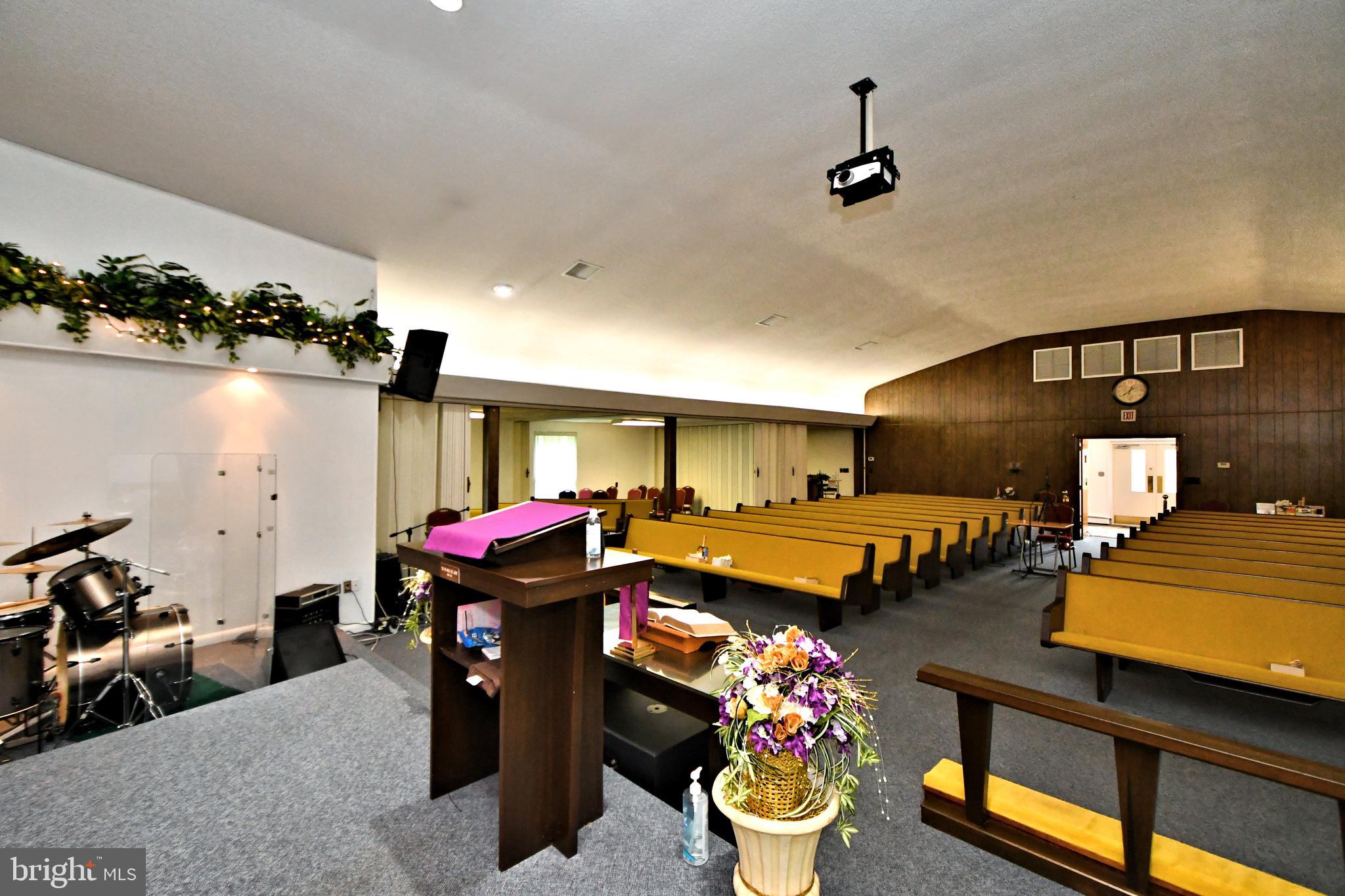 1301 Hilltop Road Pottstown, PA 19464 - Photo 11 of 42 Gallery Image 11