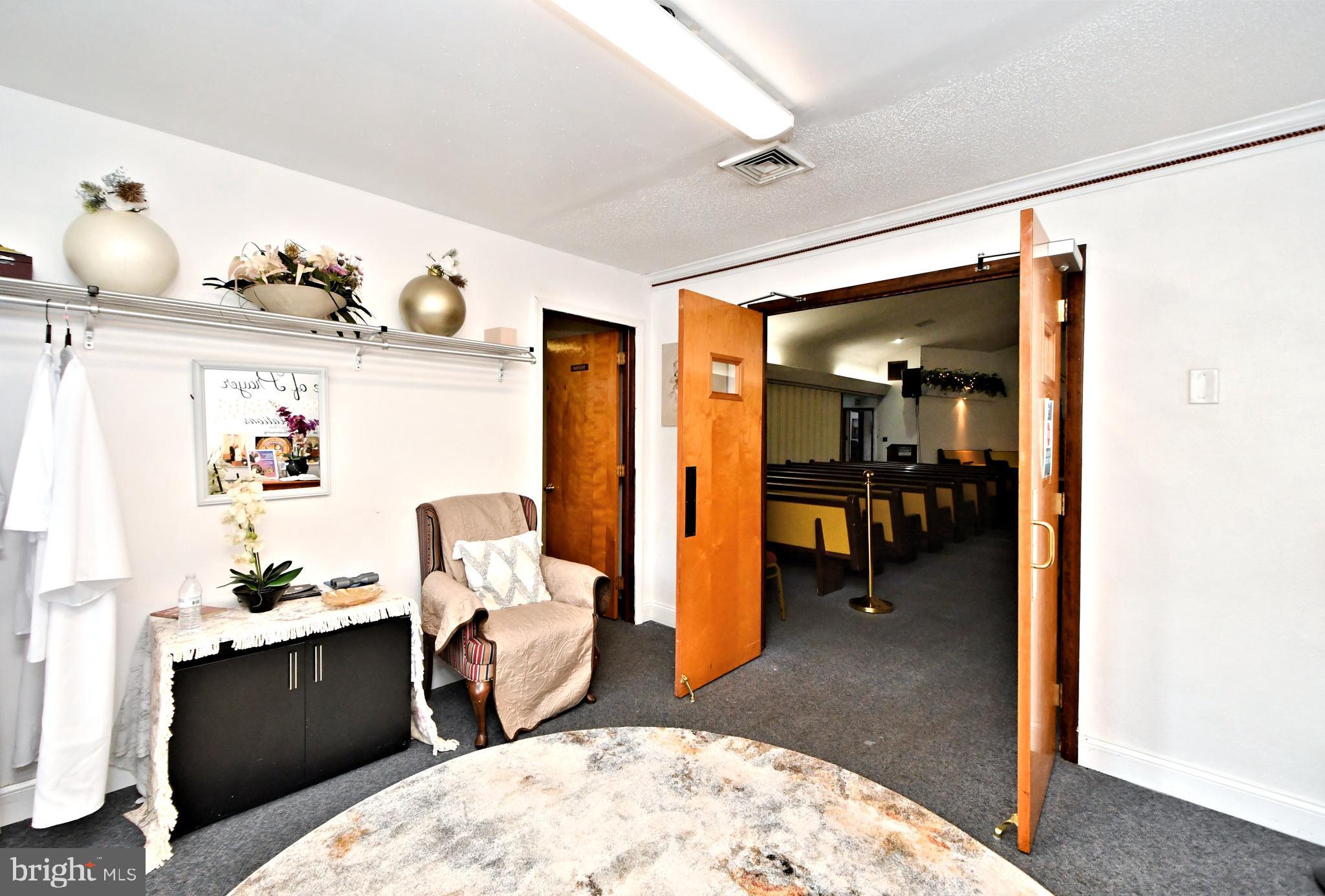 1301 Hilltop Road Pottstown, PA 19464 - Photo 31 of 42 Gallery Image 31