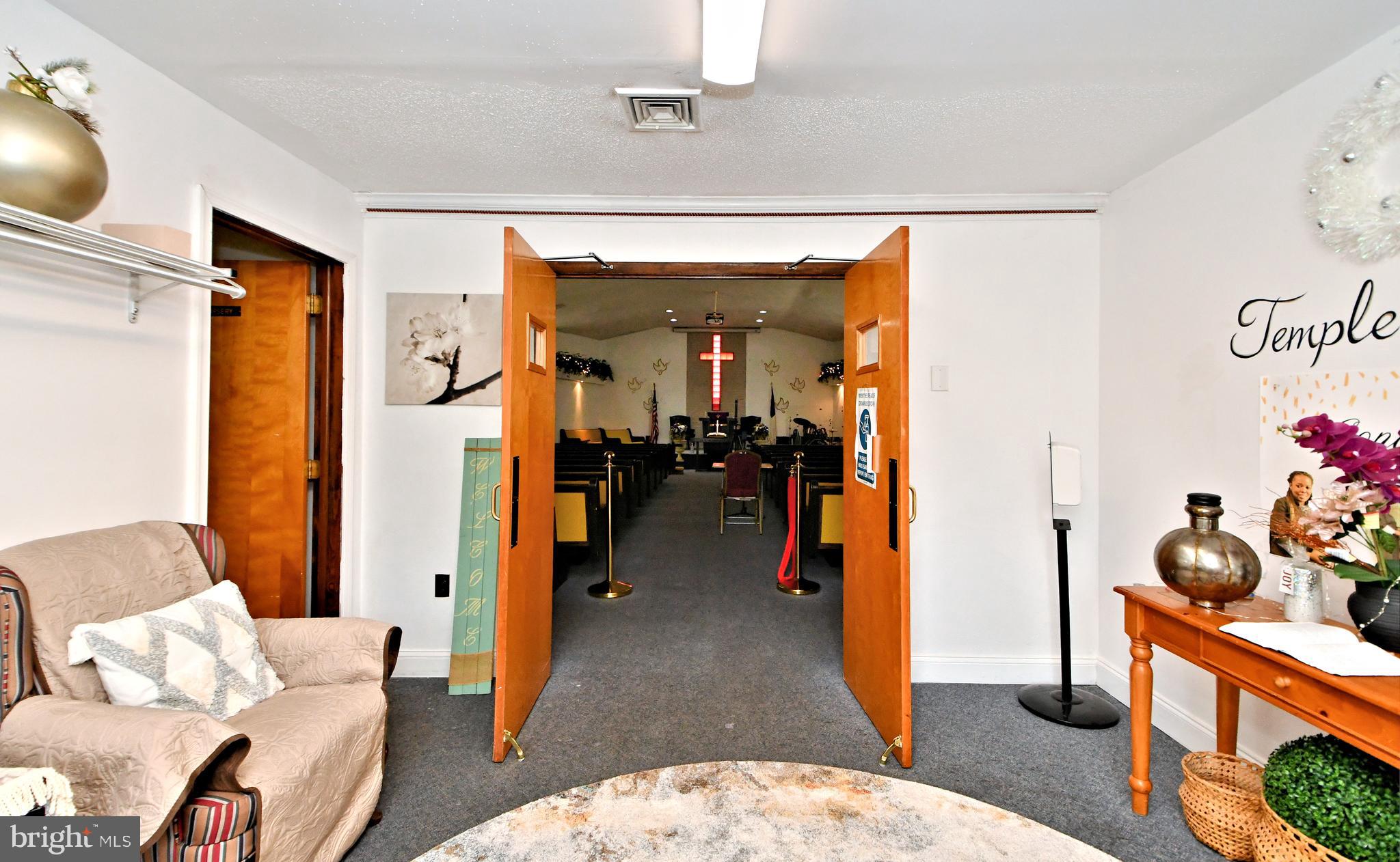 1301 Hilltop Road Pottstown, PA 19464 - Photo 32 of 42 Gallery Image 32