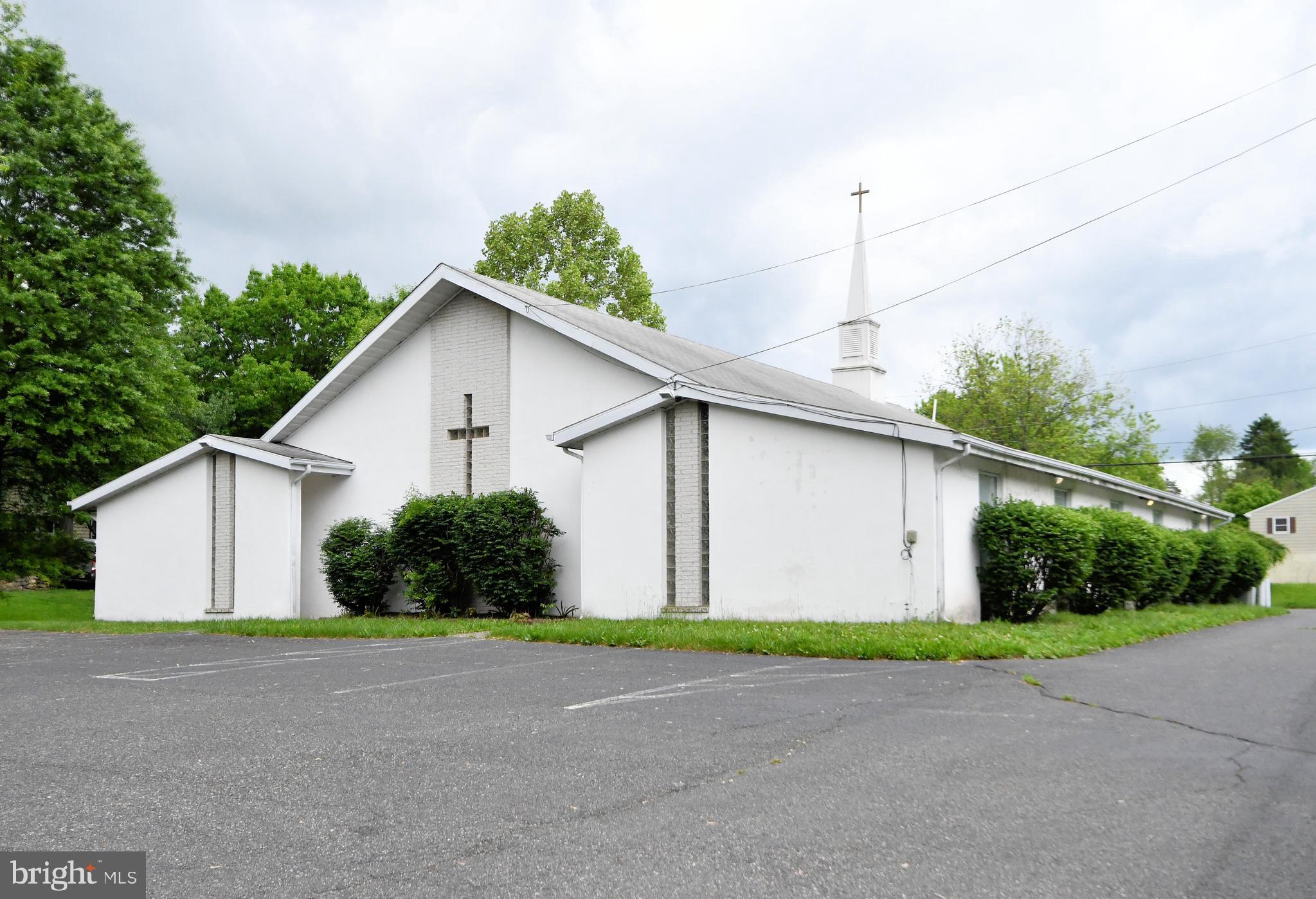 1301 Hilltop Road Pottstown, PA 19464 - Photo 41 of 42 Gallery Image 41
