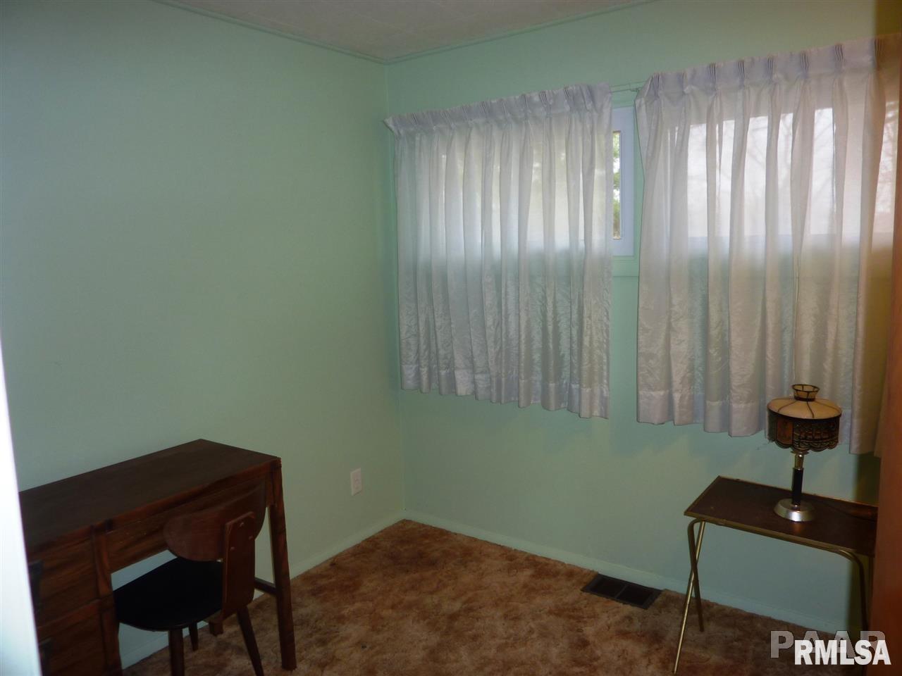 6003 North Kickapoo-Edwards Road Edwards, IL 61528 - Photo 17 of 21 Gallery Image 17