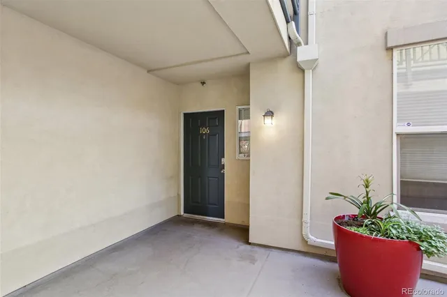 a view of an entryway of a house