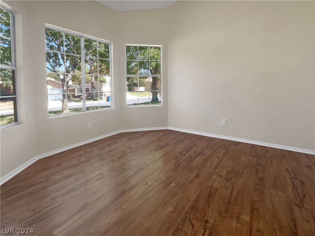 2800 Secret Canyon Road Henderson, NV 89074 - Photo 16 of 23 Gallery Image 16
