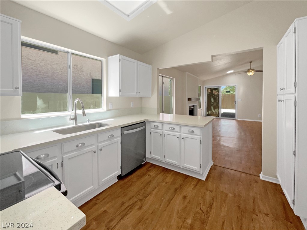 2800 Secret Canyon Road Henderson, NV 89074 - Photo 5 of 23 Gallery Image 5