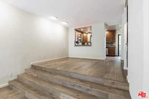 $5,200 | 2216 South Bentley Avenue, Unit 10, Los Angeles, CA 90064