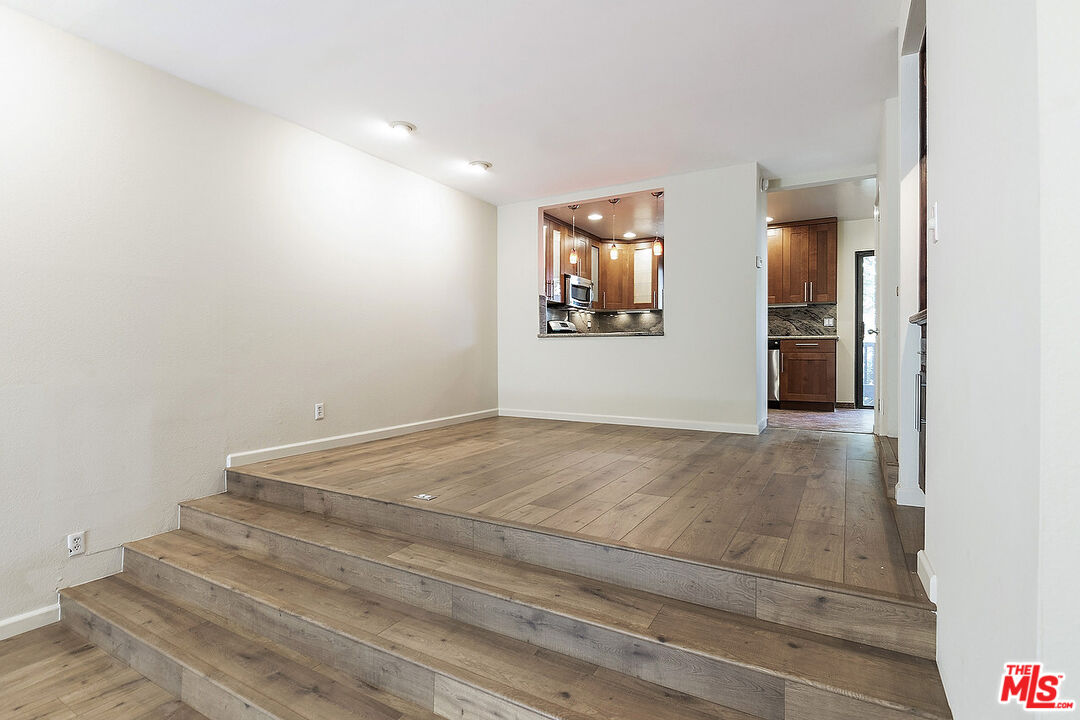 2216 South Bentley Avenue, Unit 10 Los Angeles, CA 90064 - Photo 7 of 40 a view of an empty room