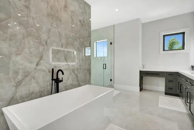 $9,900,000 | 2143 Carib Circle, Palm Beach Gardens, FL 33410