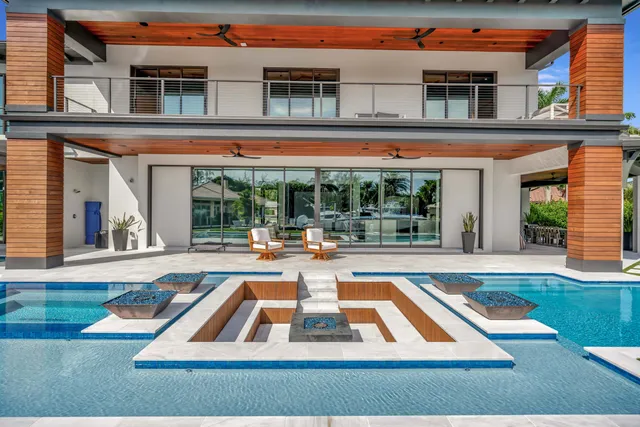 $9,900,000 | 2143 Carib Circle, Palm Beach Gardens, FL 33410