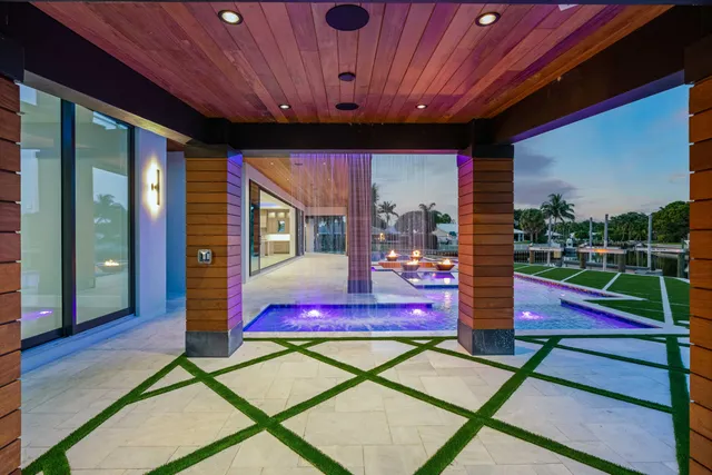 $9,900,000 | 2143 Carib Circle, Palm Beach Gardens, FL 33410