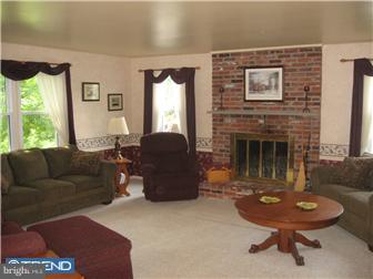 23 Webb Road Downingtown, PA 19335 - Photo 3 of 12 Family Room