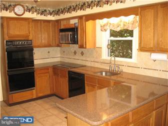 23 Webb Road Downingtown, PA 19335 - Photo 4 of 12 Kitchen