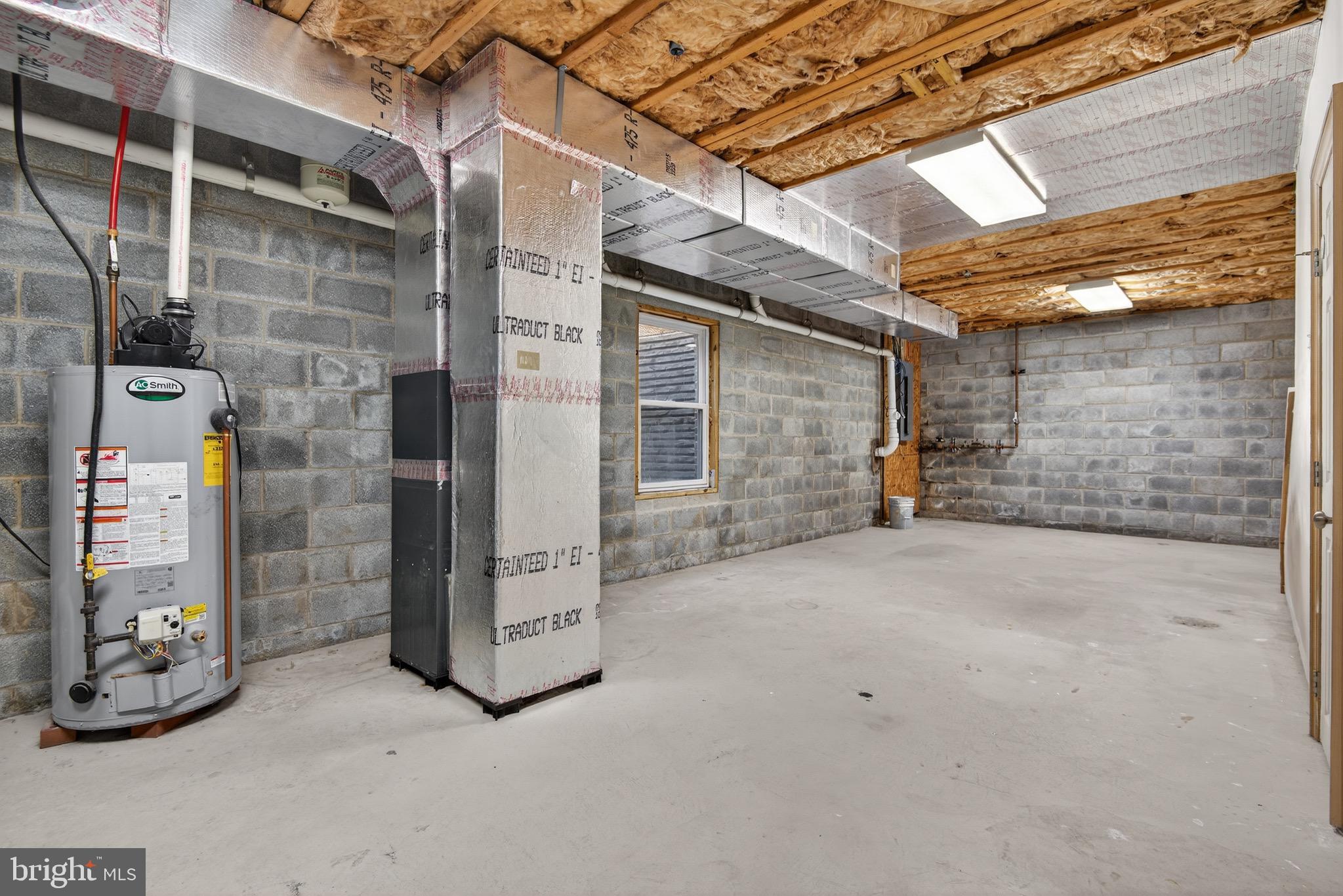 637 East Fulton Street Lancaster, PA 17602 - Photo 23 of 28 a view of empty room