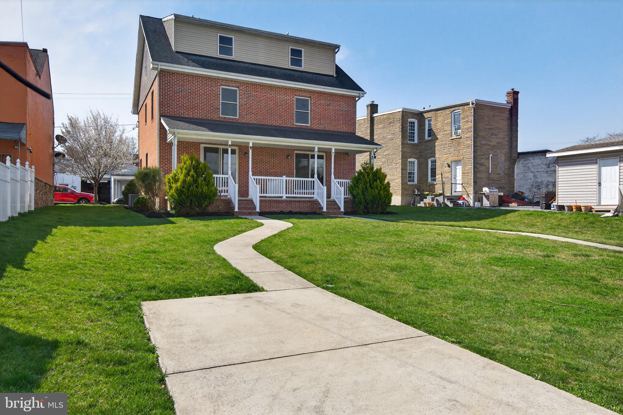 637 East Fulton Street Lancaster, PA 17602 - Photo 28 of 28 a front view of a building with garden