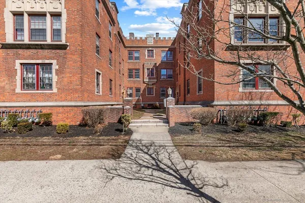 $1,950 | 151 Cold Spring Street, Unit A4, New Haven, CT 06511