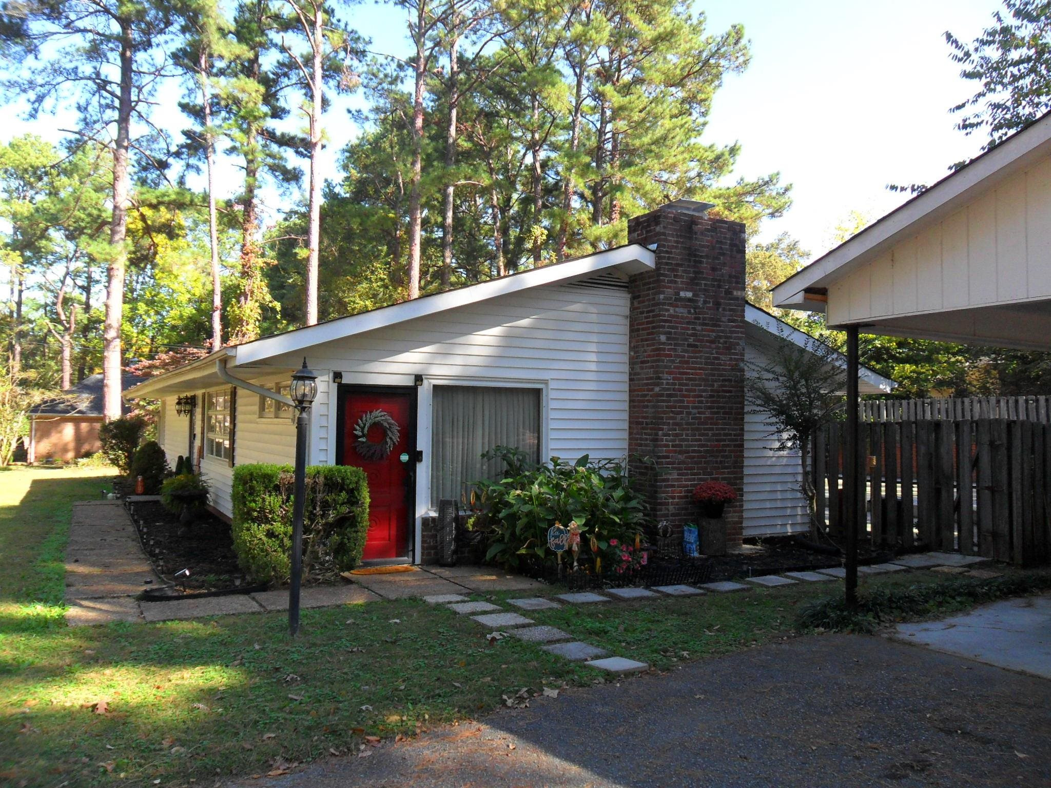 82 Plantation Road Jackson, TN 38305 - Photo 3 of 9 Photo 3