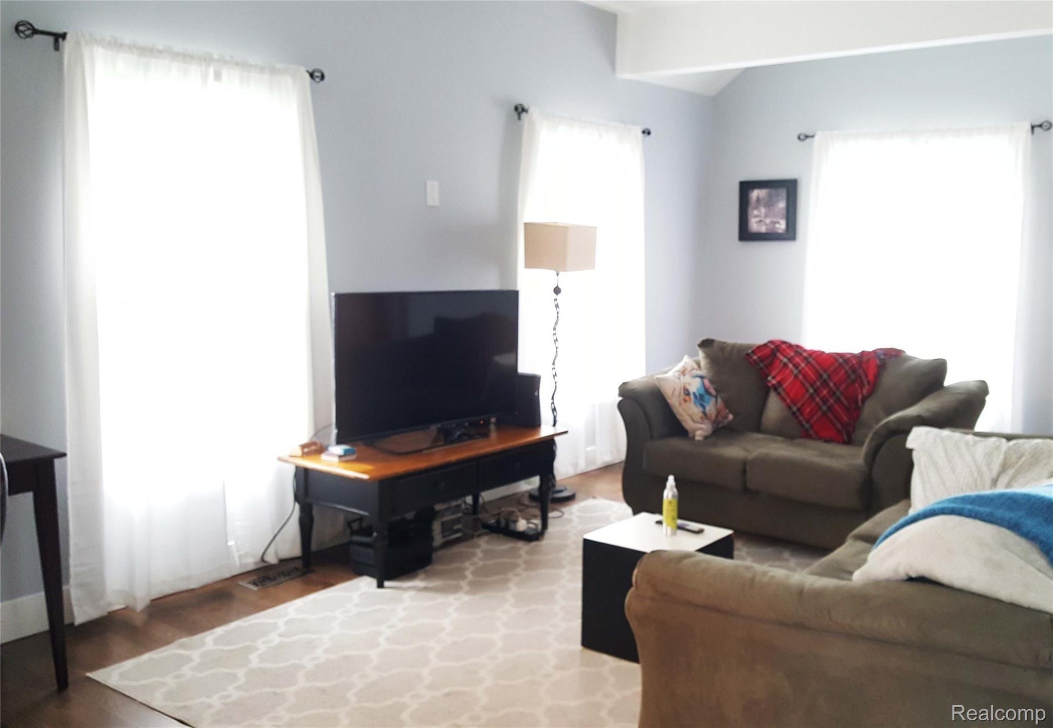 2110 Orpington Road Troy, MI 48083 - Photo 10 of 29 Orpington14.jpg