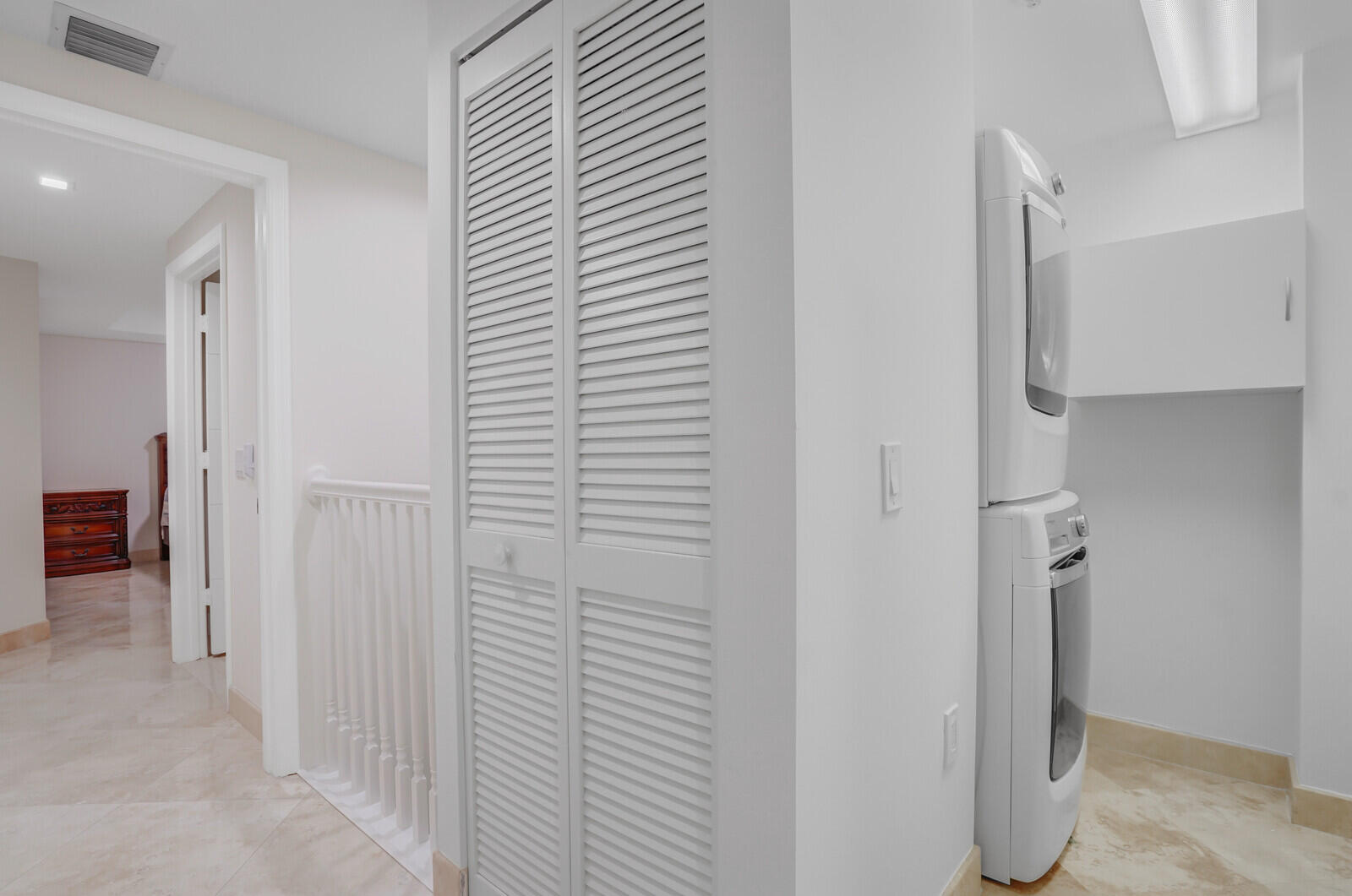 2051 Southeast 3rd Street, Unit TH7 Deerfield Beach, FL 33441 - Photo 37 of 48