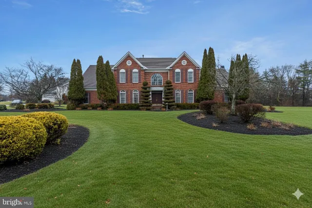 $1,390,000 | 2062 Silverwood Drive, Newtown, PA 18940