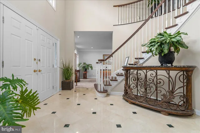 a view of entryway and sign board