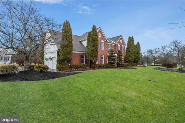$1,390,000 | 2062 Silverwood Drive, Newtown, PA 18940