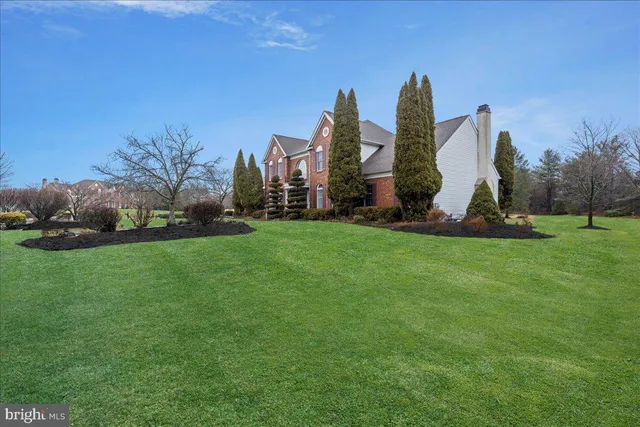 $1,390,000 | 2062 Silverwood Drive, Newtown, PA 18940