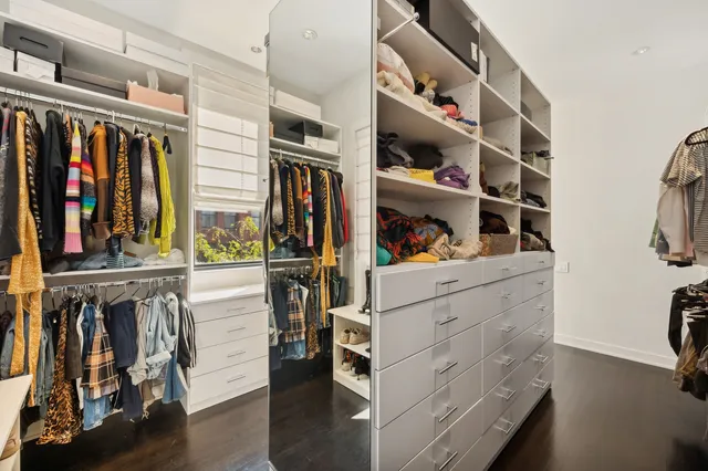 $1,649,747 | 640 West Fulton Street, Unit A, Chicago, IL 60661