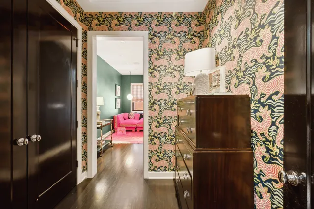 $1,649,747 | 640 West Fulton Street, Unit A, Chicago, IL 60661