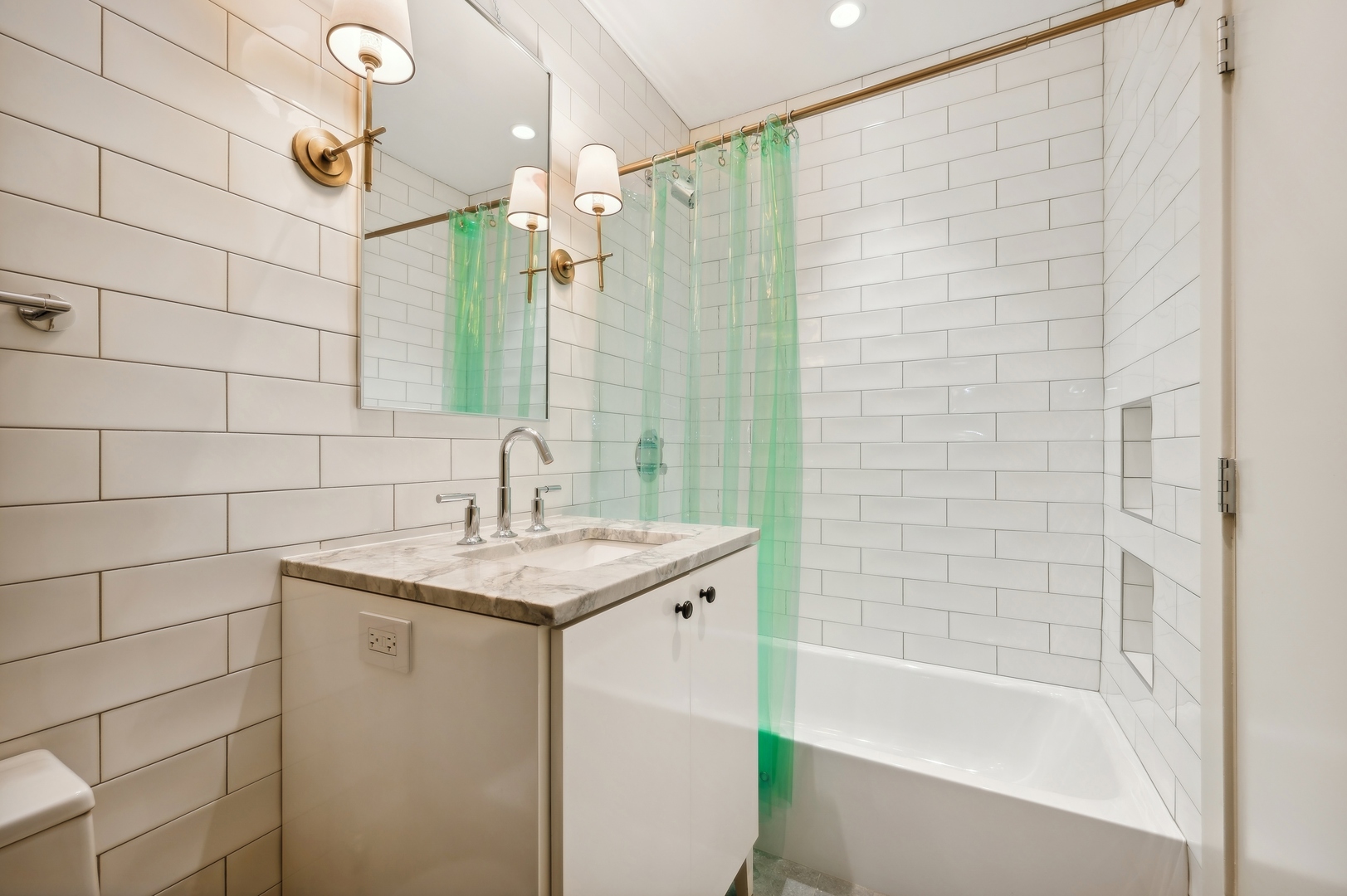 640 West Fulton Street, Unit A Chicago, IL 60661 - Photo 20 of 30