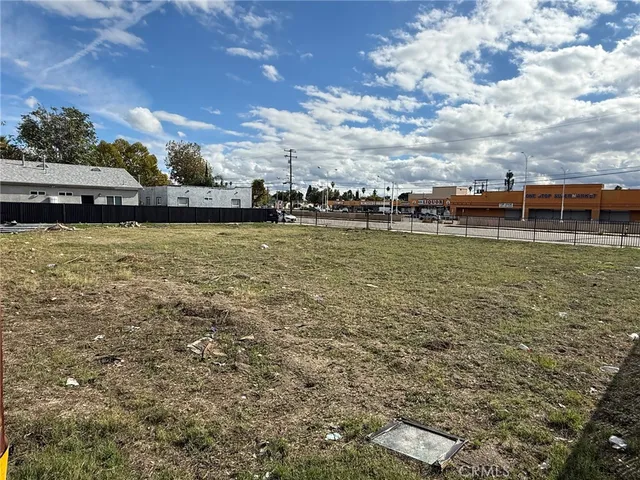 a view of a lake with houses
