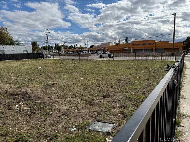 a balcony with an outdoor space