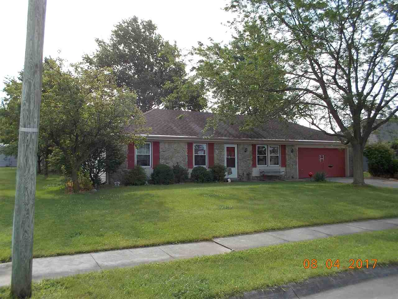 115 Evergreen Lane Decatur, IN 46733 - Photo 2 of 13