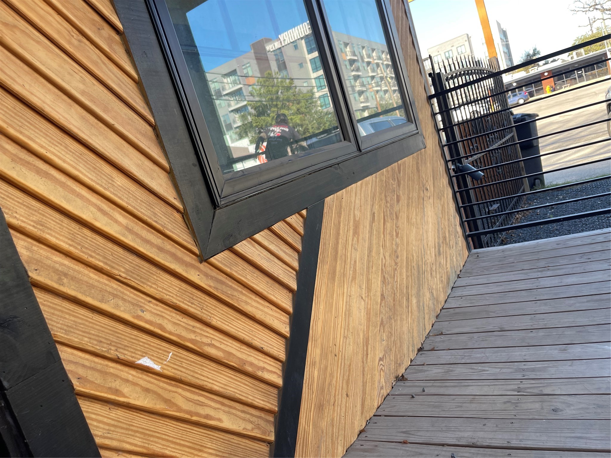 1807 Lawrence Street Houston, TX 77008 - Photo 7 of 13