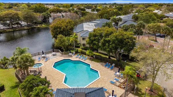 $335,000 | 8164 Northwest 17th Manor, Unit 8164, Plantation, FL 33322