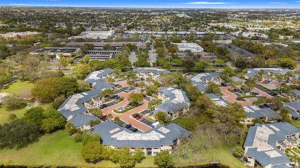 $335,000 | 8164 Northwest 17th Manor, Unit 8164, Plantation, FL 33322