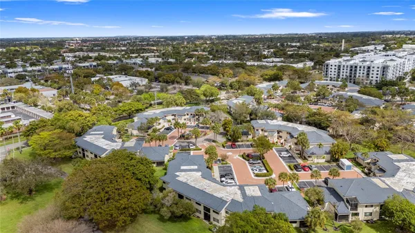 $335,000 | 8164 Northwest 17th Manor, Unit 8164, Plantation, FL 33322