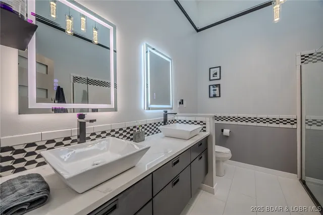 $987,000 | 2259 Standing Rock Road, Camdenton, MO 65020