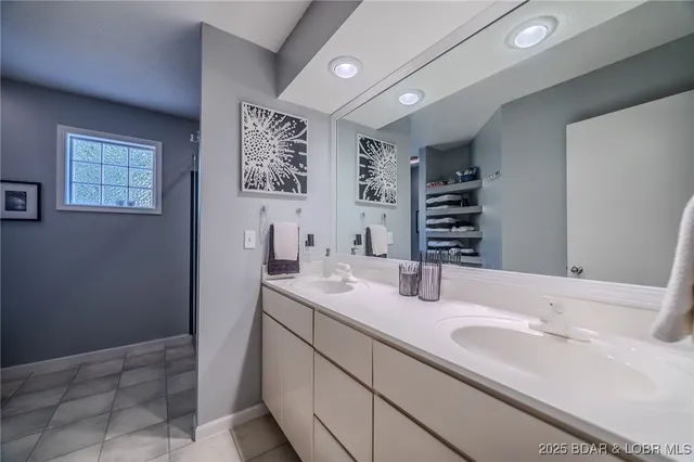 $987,000 | 2259 Standing Rock Road, Camdenton, MO 65020