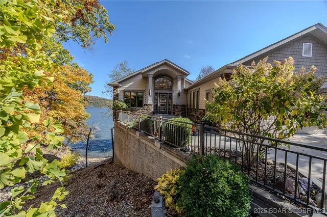 $987,000 | 2259 Standing Rock Road, Camdenton, MO 65020