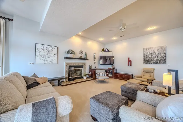 $987,000 | 2259 Standing Rock Road, Camdenton, MO 65020