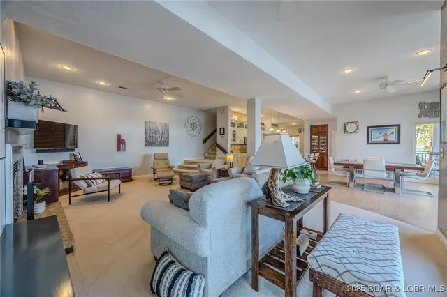 $987,000 | 2259 Standing Rock Road, Camdenton, MO 65020