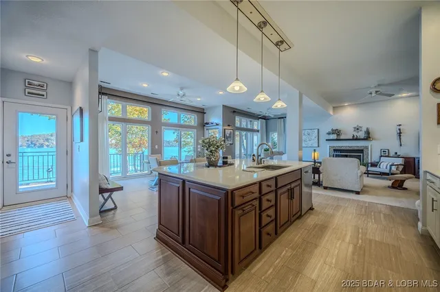 $987,000 | 2259 Standing Rock Road, Camdenton, MO 65020