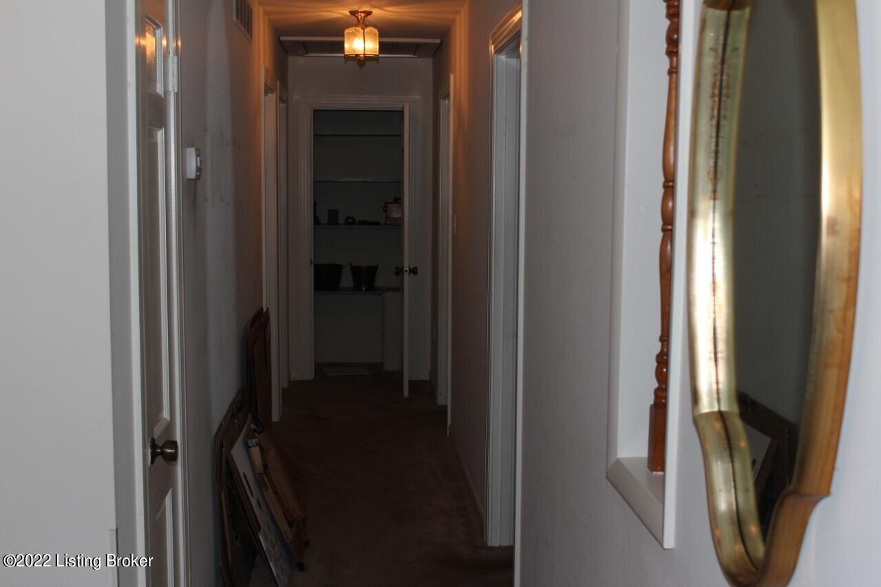 340 Short Cut Road Horse Cave, KY 42749 - Photo 12 of 14 short12