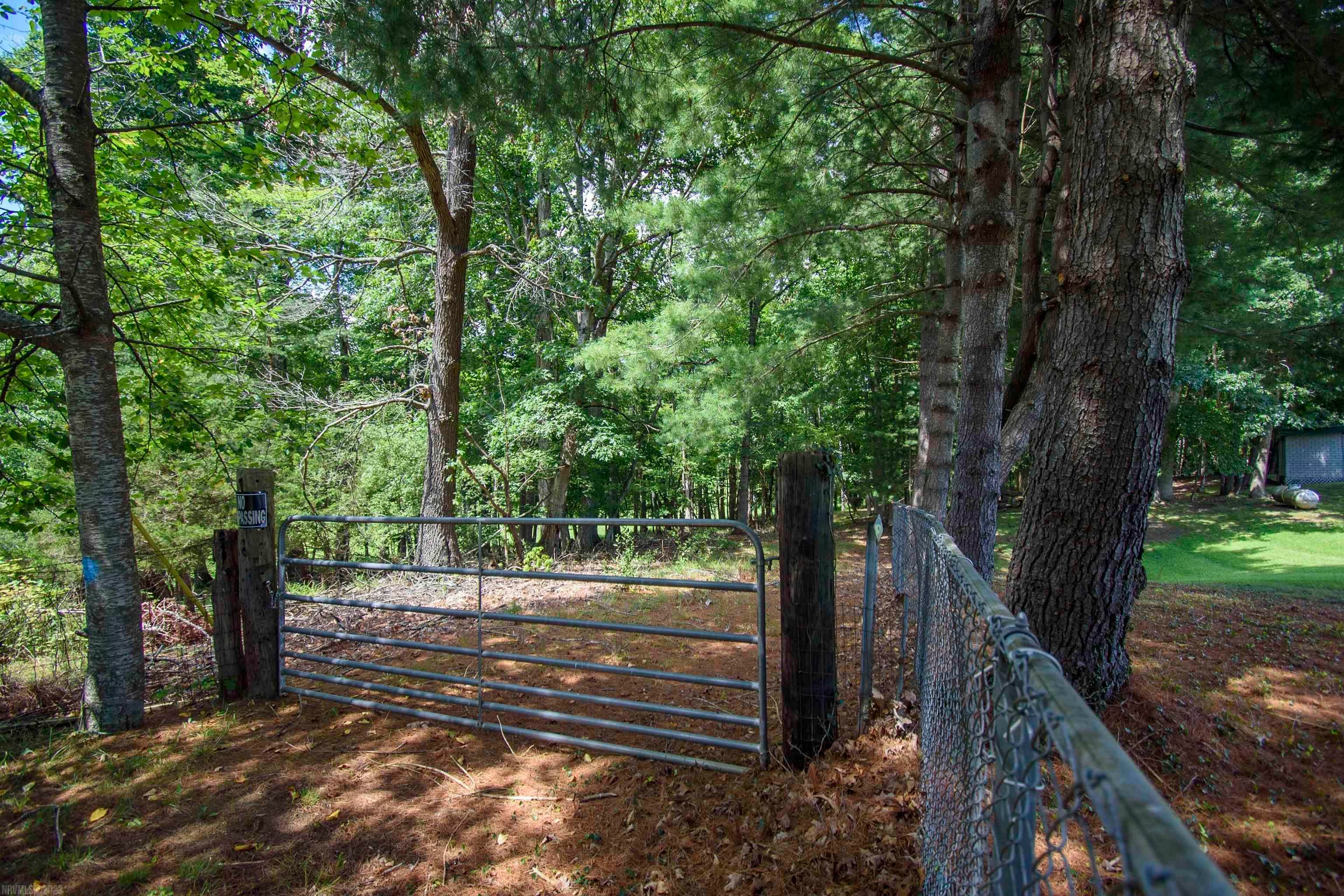 4350 Burma Road Radford, VA 24141 - Photo 17 of 45 Gallery Image 17