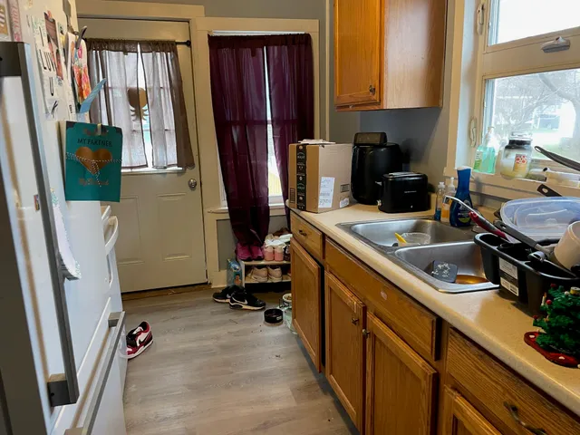 $350,000 | 80 Pleasant Street, Rockland, ME 04841