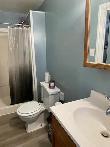 $350,000 | 80 Pleasant Street, Rockland, ME 04841