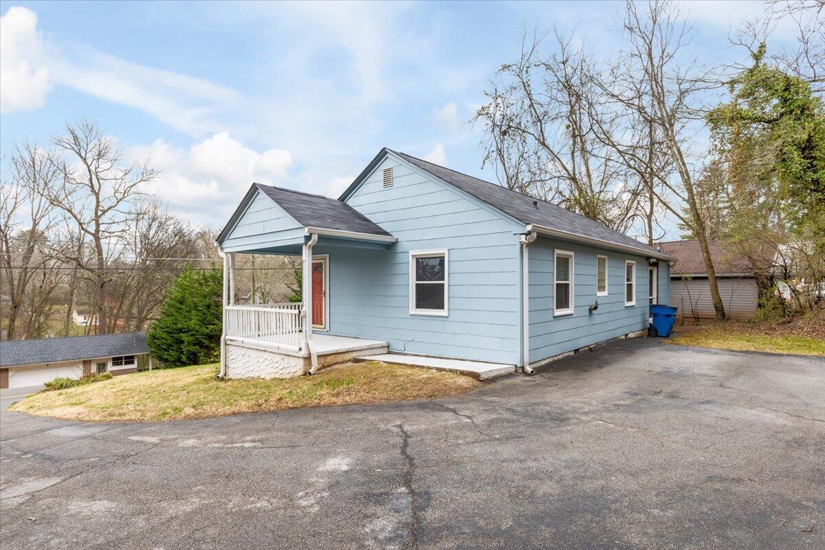 3519 Martin Road Chattanooga, TN 37415 - Photo 28 of 30 Exterior View`