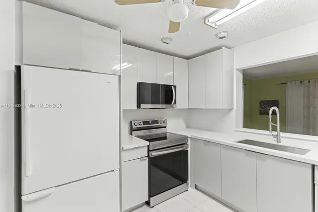 $459,000 | 8107 Southwest 19th Street, North Lauderdale, FL 33068