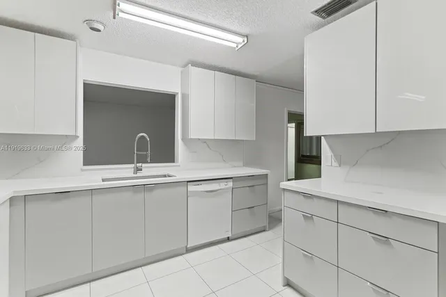 $459,000 | 8107 Southwest 19th Street, North Lauderdale, FL 33068